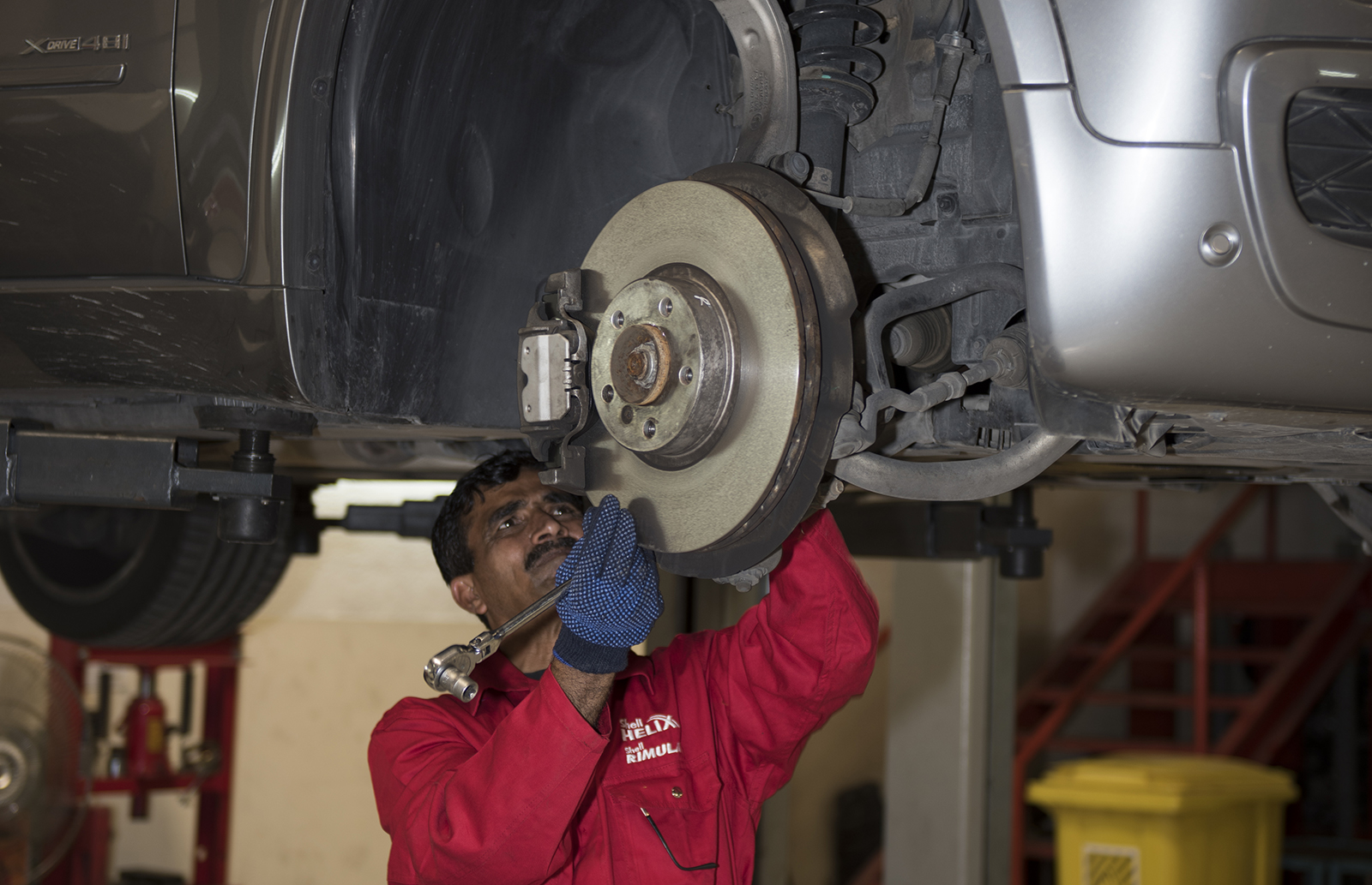 mechanical repair a Car